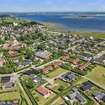 Lovely Near And Nature بيت للعطل Karrebæksminde