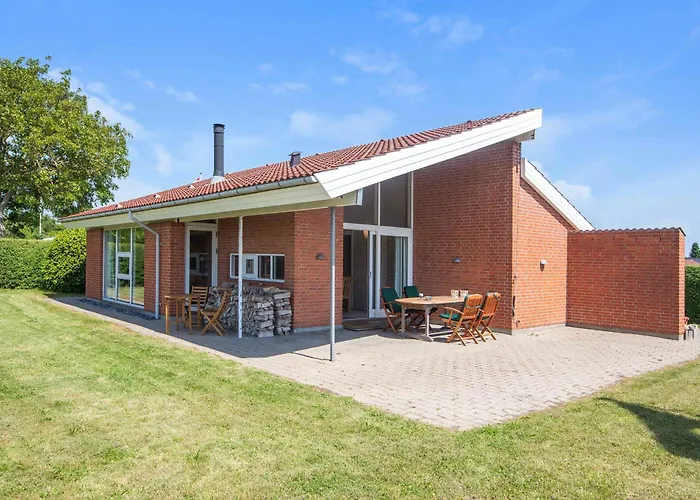 Lovely Near And Nature 펜션 *